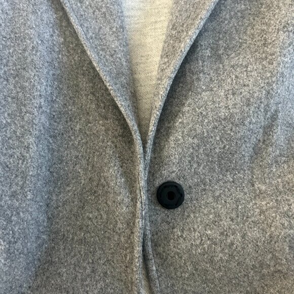 Topshop Wool Pea Coat – Timeless Vintage-Inspired Winter Gift - Picture 9 of 11